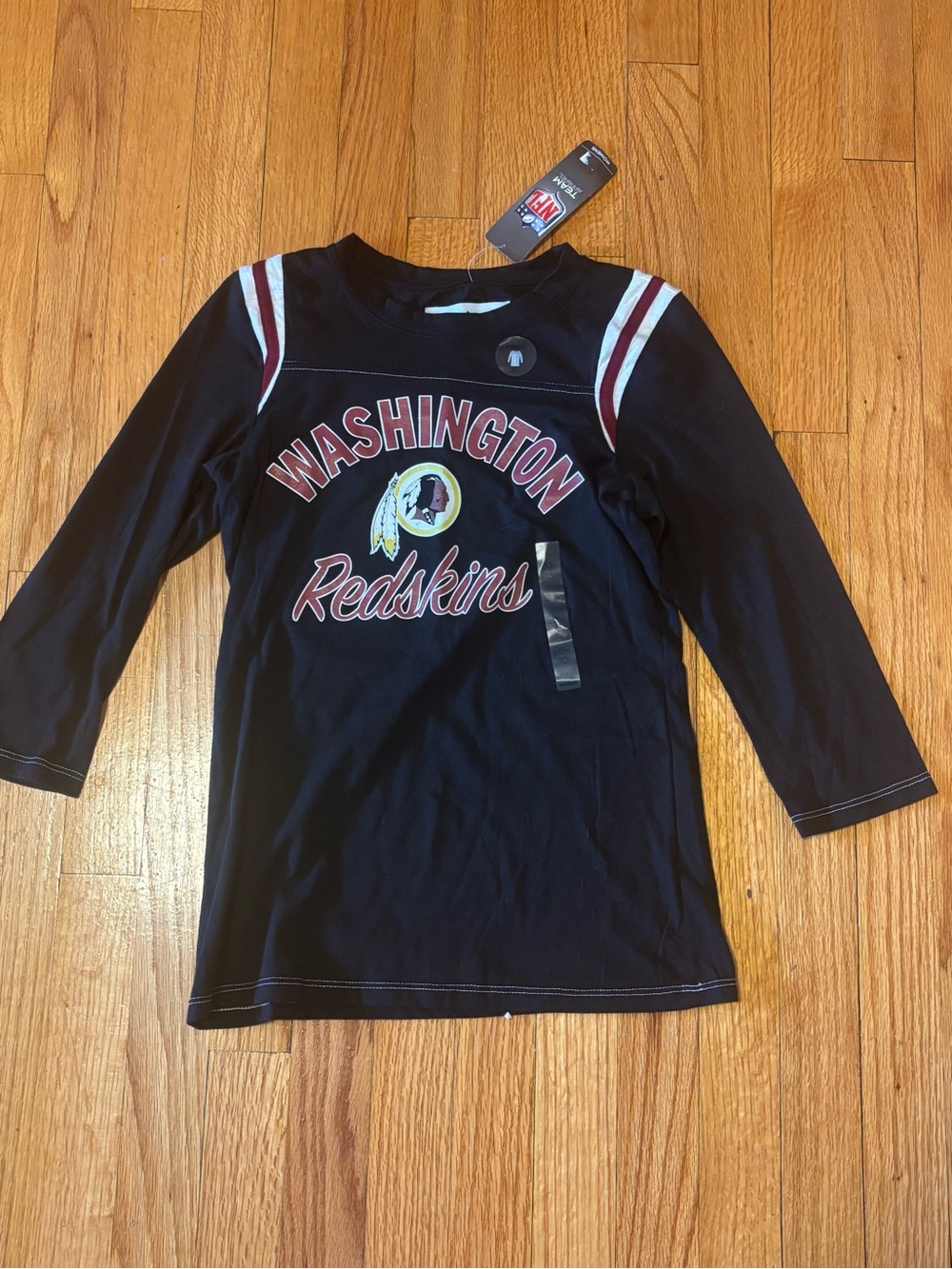 NWT NFL Team Apparel Washington Redskins 3/4 Sleeve Shirt Women’s XS